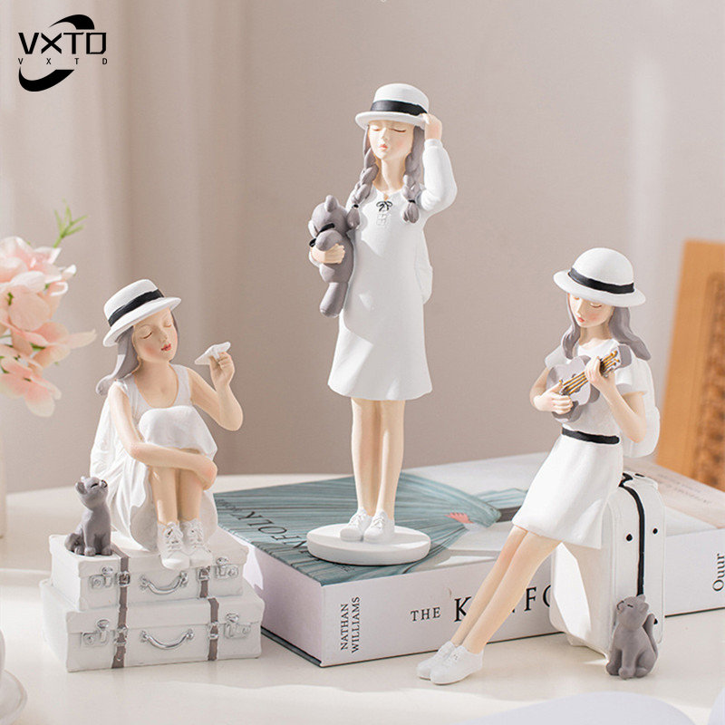 Nutcracker Figurine - Creative Nordic Cute Girl Resin Ornaments,